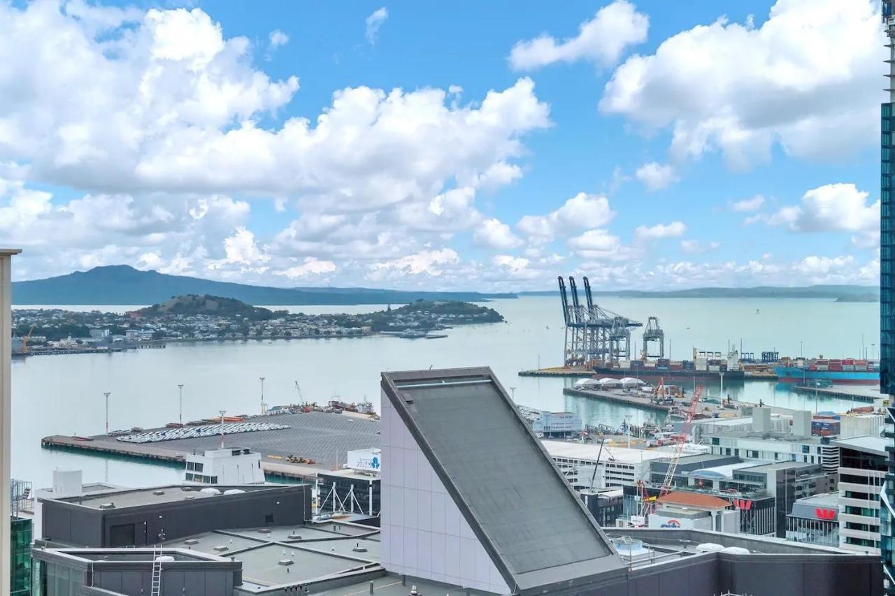 Апартаменты Amazing Harbour, Skytower And Rangitoto Views Окленд Экстерьер фото