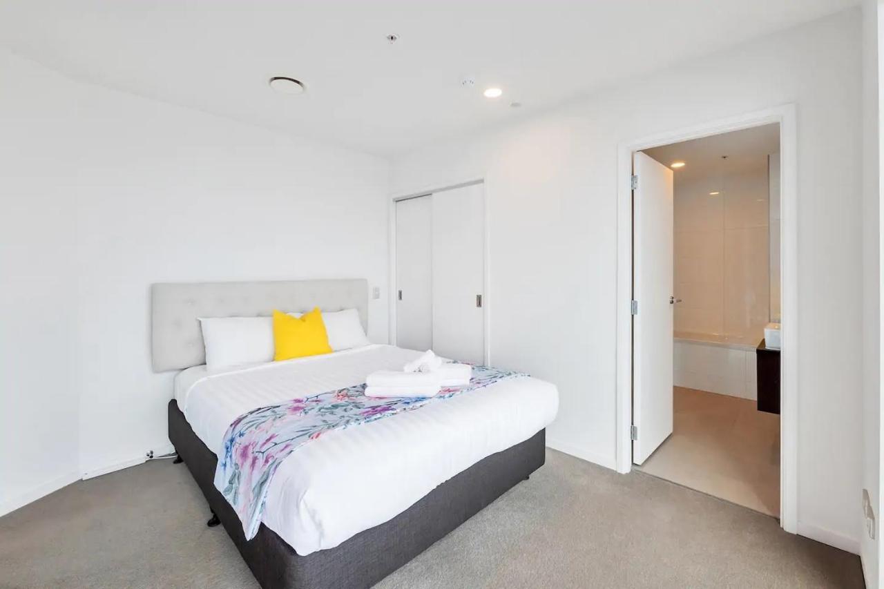 Апартаменты Amazing Harbour, Skytower And Rangitoto Views Окленд Экстерьер фото